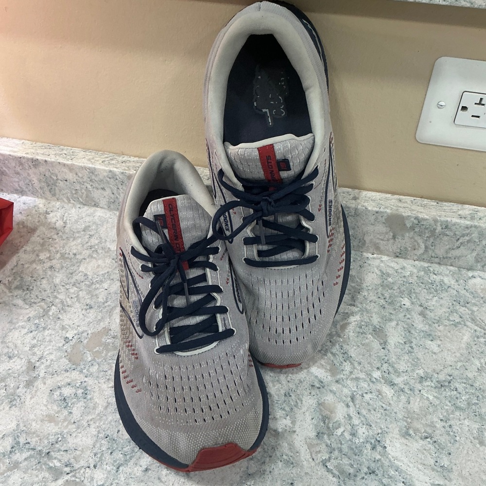 Brooks Running Shoes Glycerin GTS 19 Size 13 Grey Red Stability 1103571D002